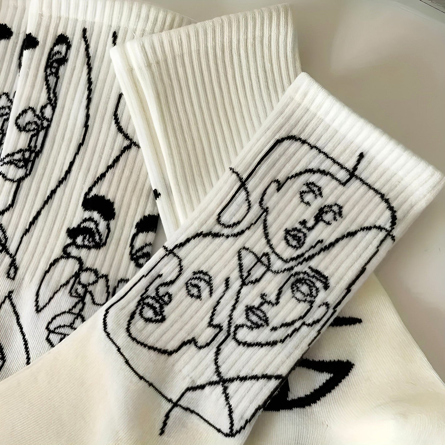 SubtleStep - Line art socks