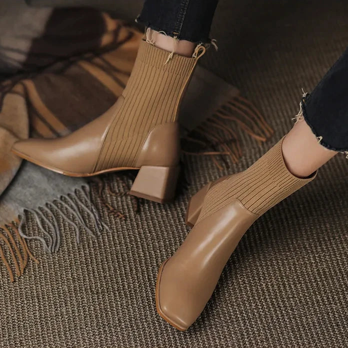 Arevia Chelsea Boots