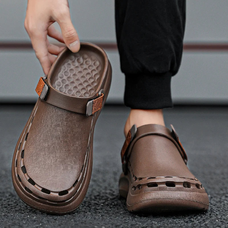 Jutte - Minimalist clogs